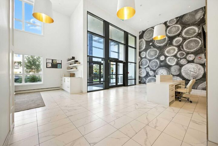 Property Photo:  4275 Norford Avenue NW 419  AB T3B 6M2 