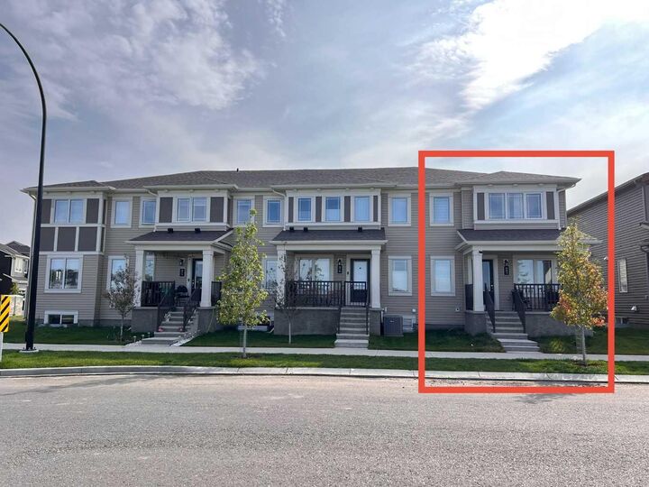 Property Photo:  983 148 Avenue NW  AB T3P 2H2 