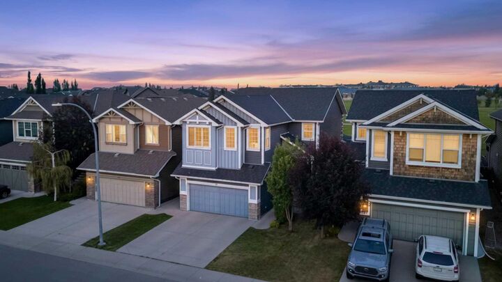 Property Photo:  76 Auburn Glen Heights SE  AB T3M 0N1 