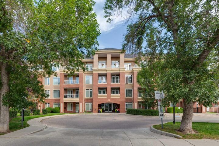 Photo de la propriété:  2 Hemlock Crescent SW 311  AB T3C 2Z1 