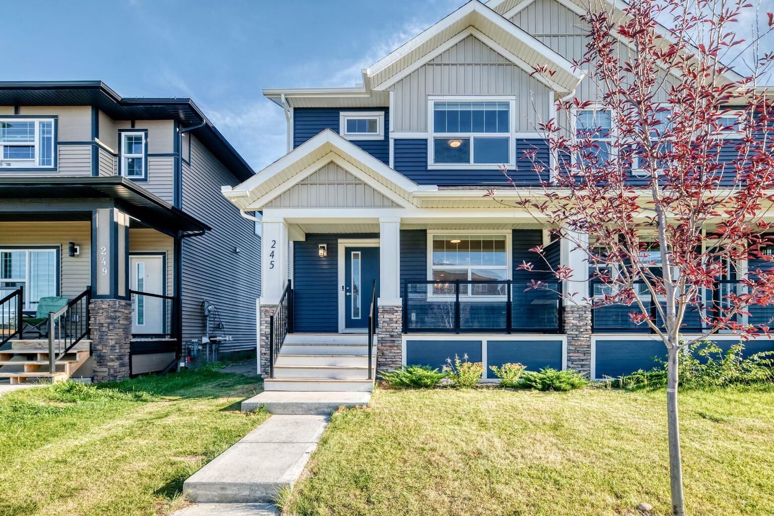 Property Photo:  245 Midgrove Mews SW  AB T4B 5K8 