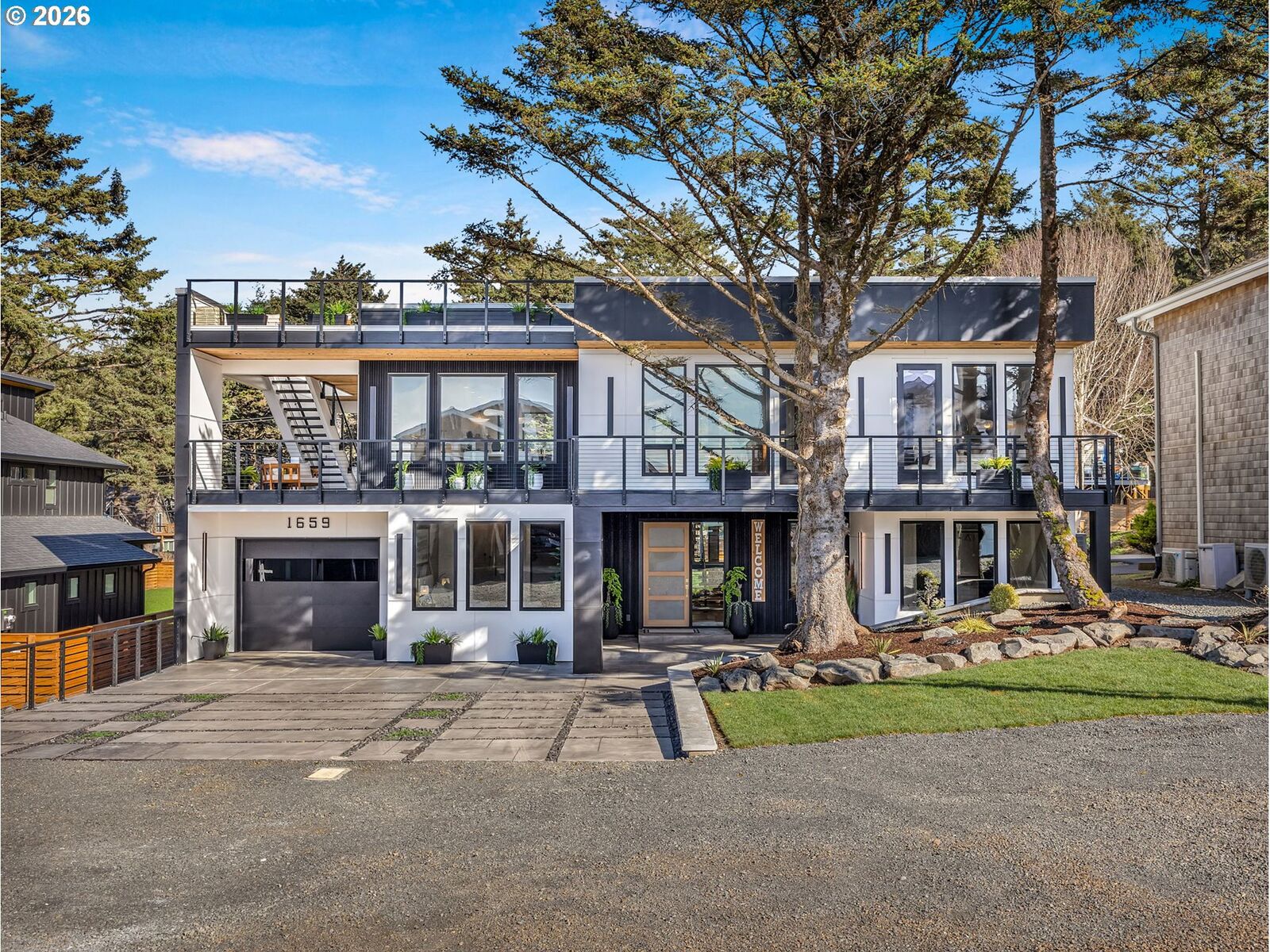 Property Photo:  1659 Forest Lawn Rd  OR 97110 