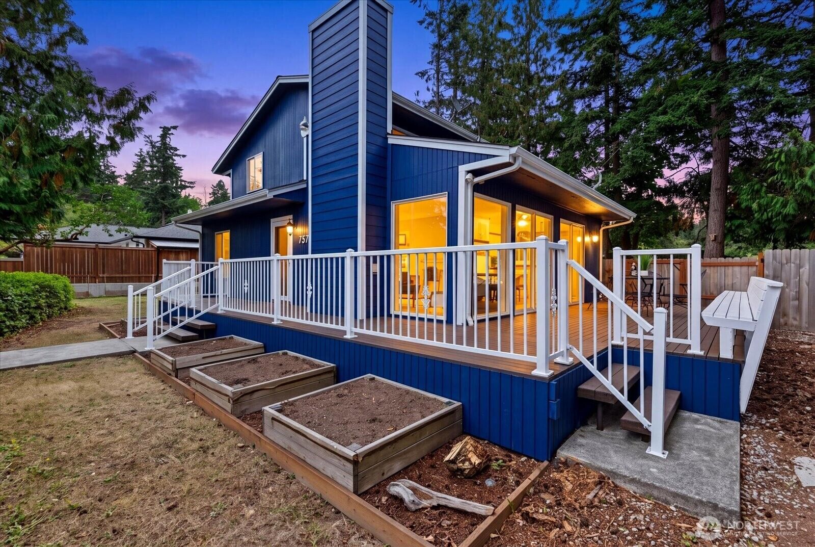 Property Photo:  757  Commodore Ln  WA 98282 