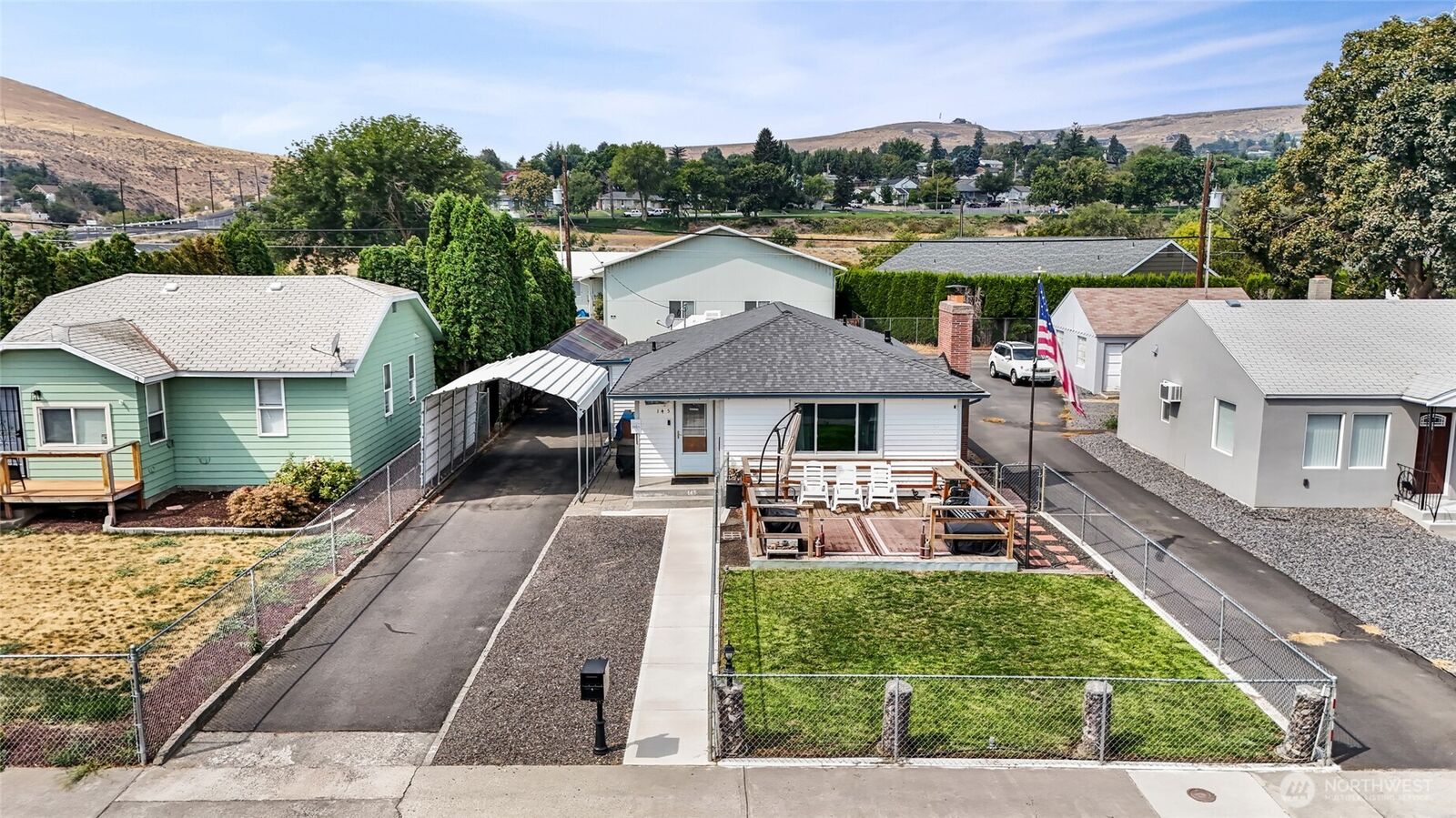 Property Photo:  145 NW F Street  WA 98823 