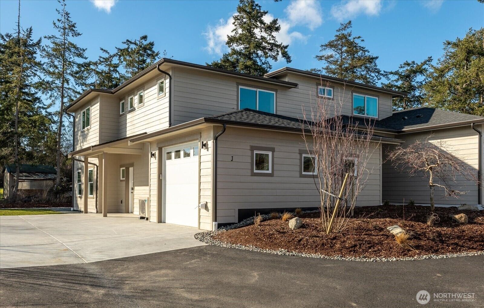 Property Photo: 205 NE Third Street WA 98239