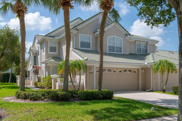 Property Photo:  1676 SW Harbour Isles Circle 97  FL 34986 
