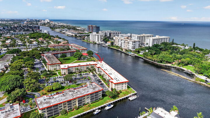 Property Photo: 3100 NE 48th Court 409 FL 33064