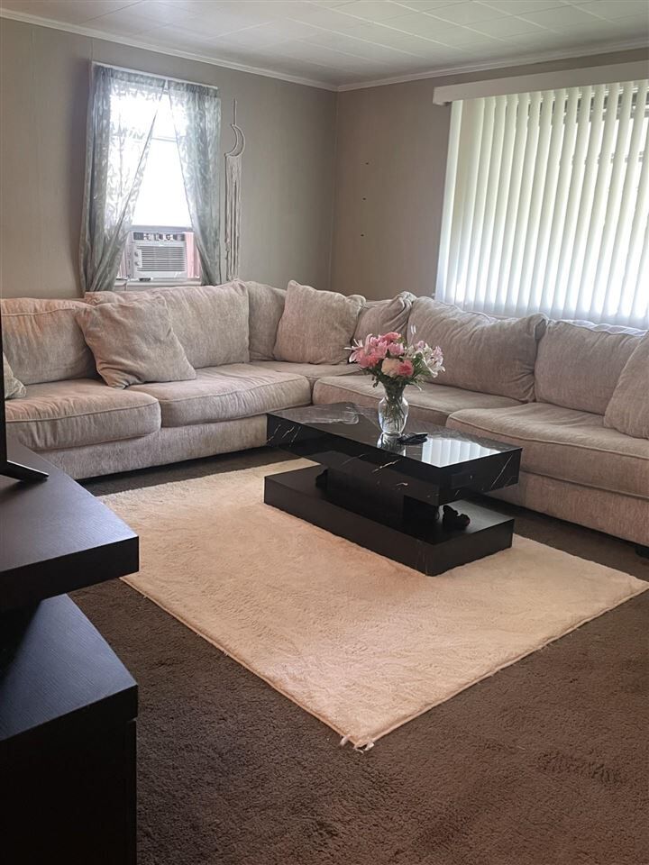 Property Photo: 1013 Butler Street IN 47374
