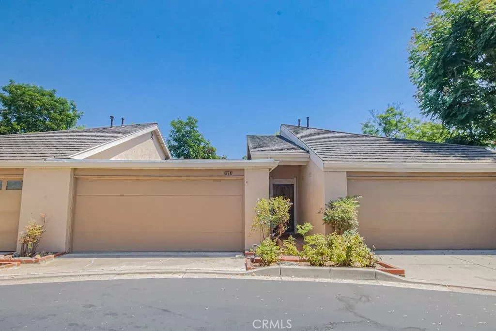 Property Photo:  670 W Glenwood  CA 92832 