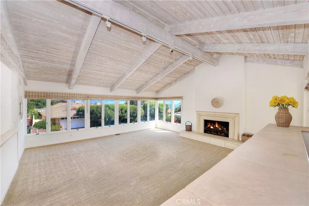 Property Photo:  906 Emerald Bay  CA 92651 