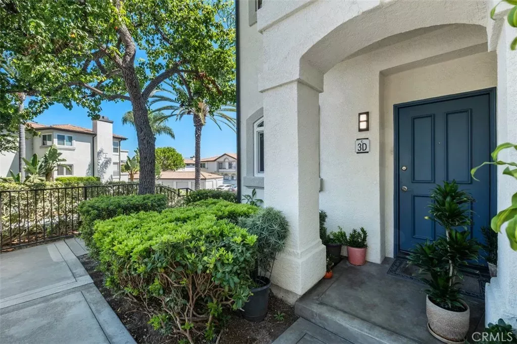 Property Photo:  30902 Clubhouse Drive 3D  CA 92677 