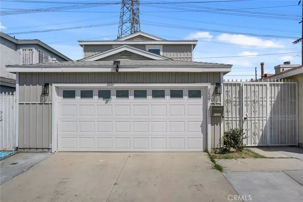 Property Photo: 237 Orleans CA 90805