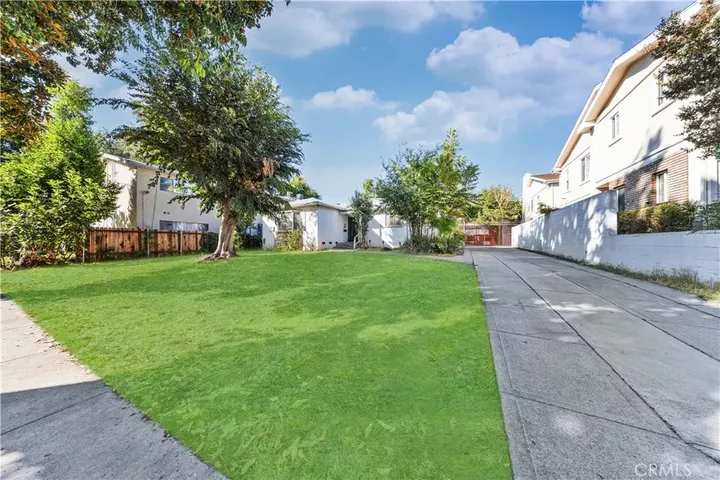 Property Photo:  1123 N Stoneman Avenue  CA 91801 