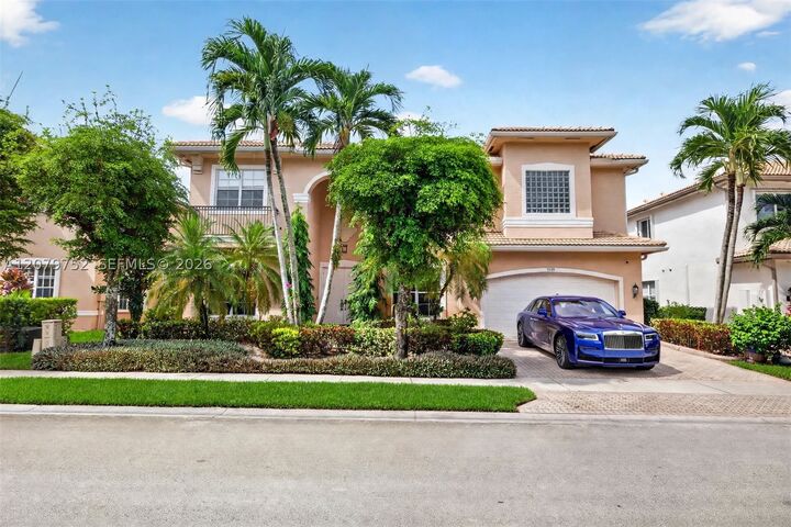 Property Photo: 17579 SW 54th St FL 33029