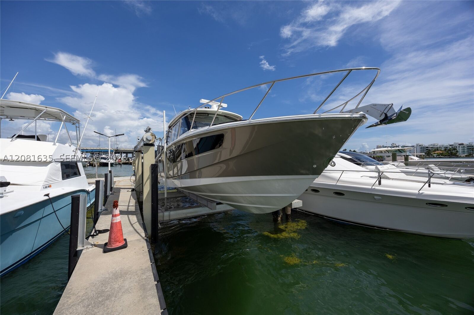 Property Photo: 7601 E Treasure Dr #B-79 FL 33141