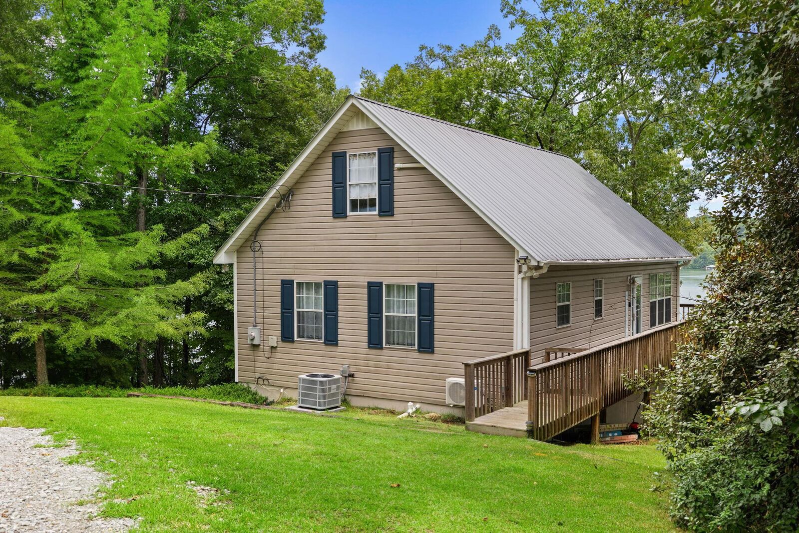 Property Photo:  48 Co Rd 4021  AL 35053 