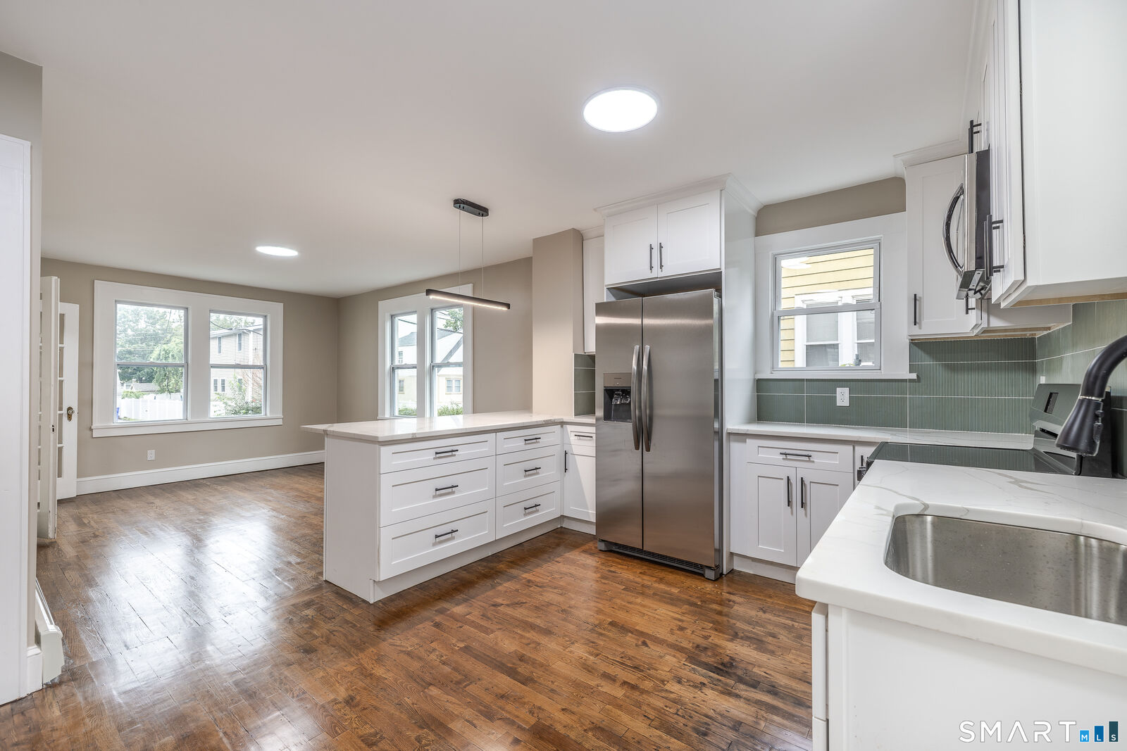 Property Photo: 79 Evelyn Street CT 06615