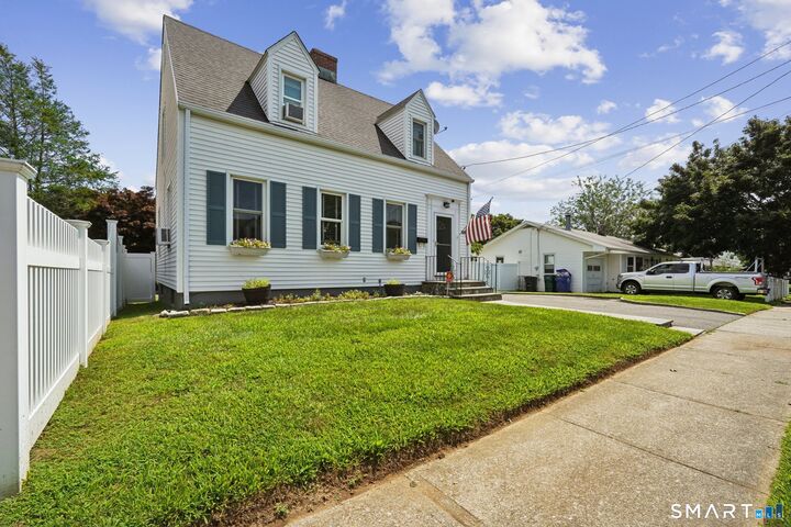Property Photo:  320 Swanson Avenue  CT 06615 