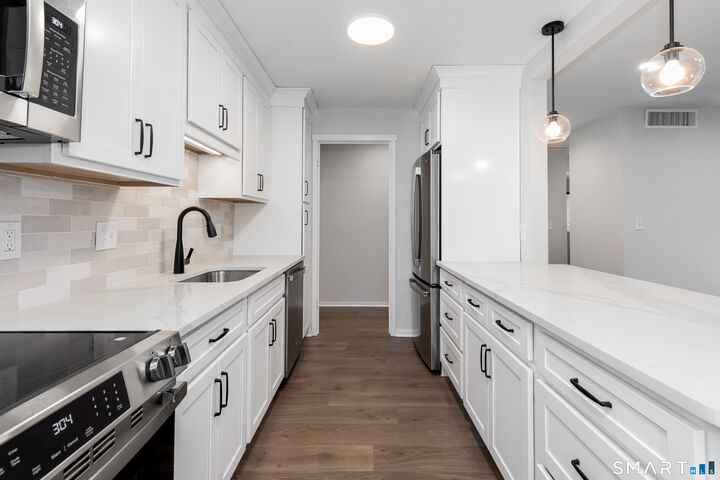Property Photo: 23 Heritage Village A CT 06488