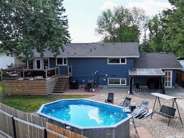 Property Photo:  22 Crocus Place  SK S0K 2M0 