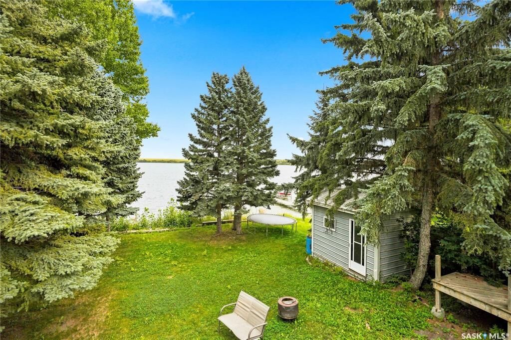 Property Photo:  19 Mawson Drive  SK S7C 0A1 