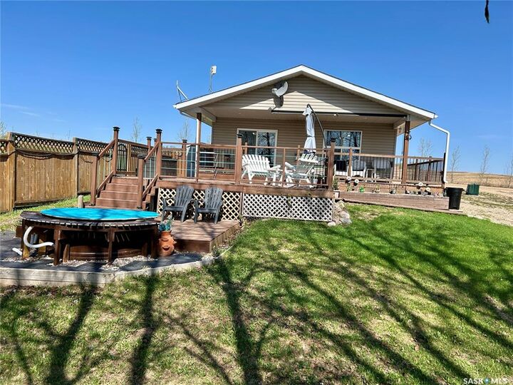 Property Photo:  2 Willow Road  SK S0K 1A0 