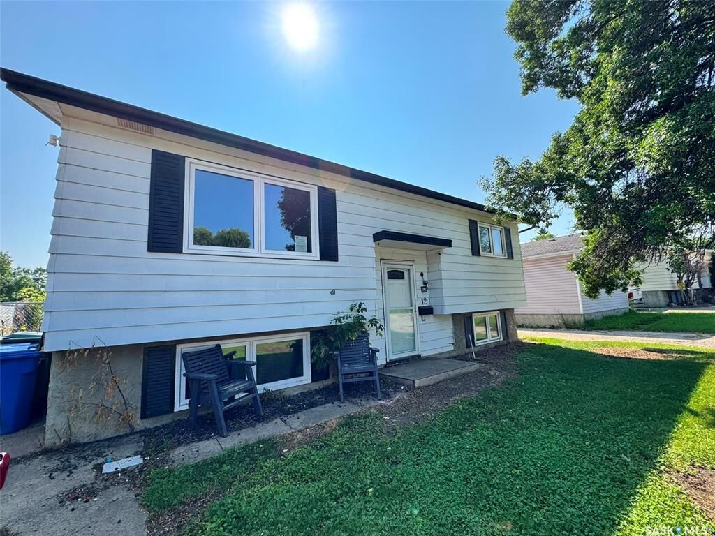 Property Photo:  12 Bowerman Crescent  SK S6V 6K2 