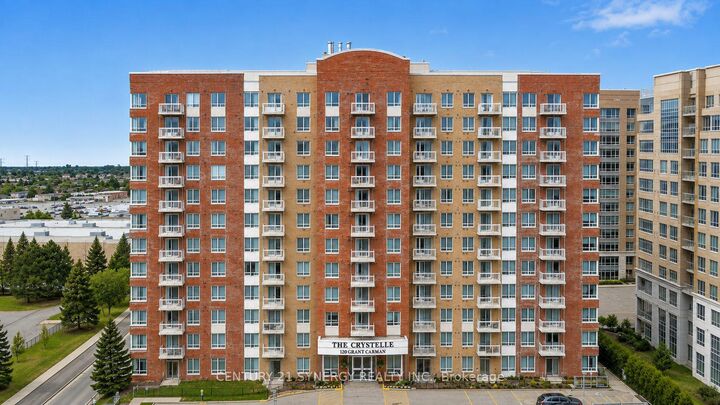 Property Photo:  120 Grant Carman Drive 909  ON K2E 1C8 