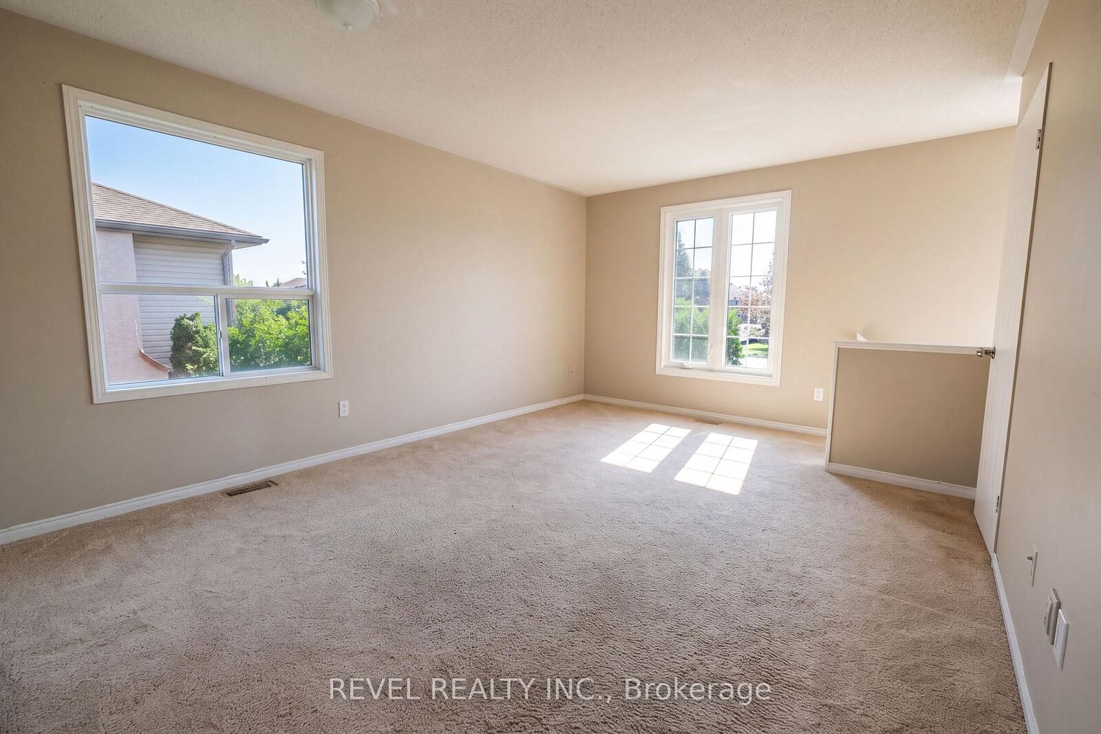 Property Photo:  176 Towerhill Road  ON K9H 7M8 