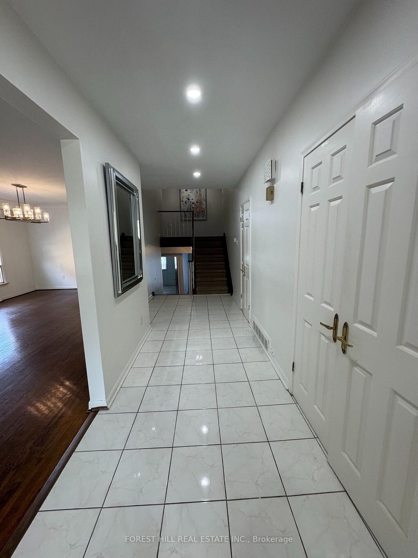 Property Photo:  3 Tokay Court  ON M3H 3V2 