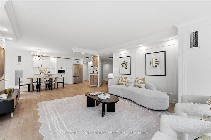 Photo de la propriété:  131 Beecroft Road 306  ON M2N 6G9 