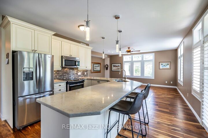 Property Photo:  29 Lakewood Crescent 111  ON K0M 1A0 
