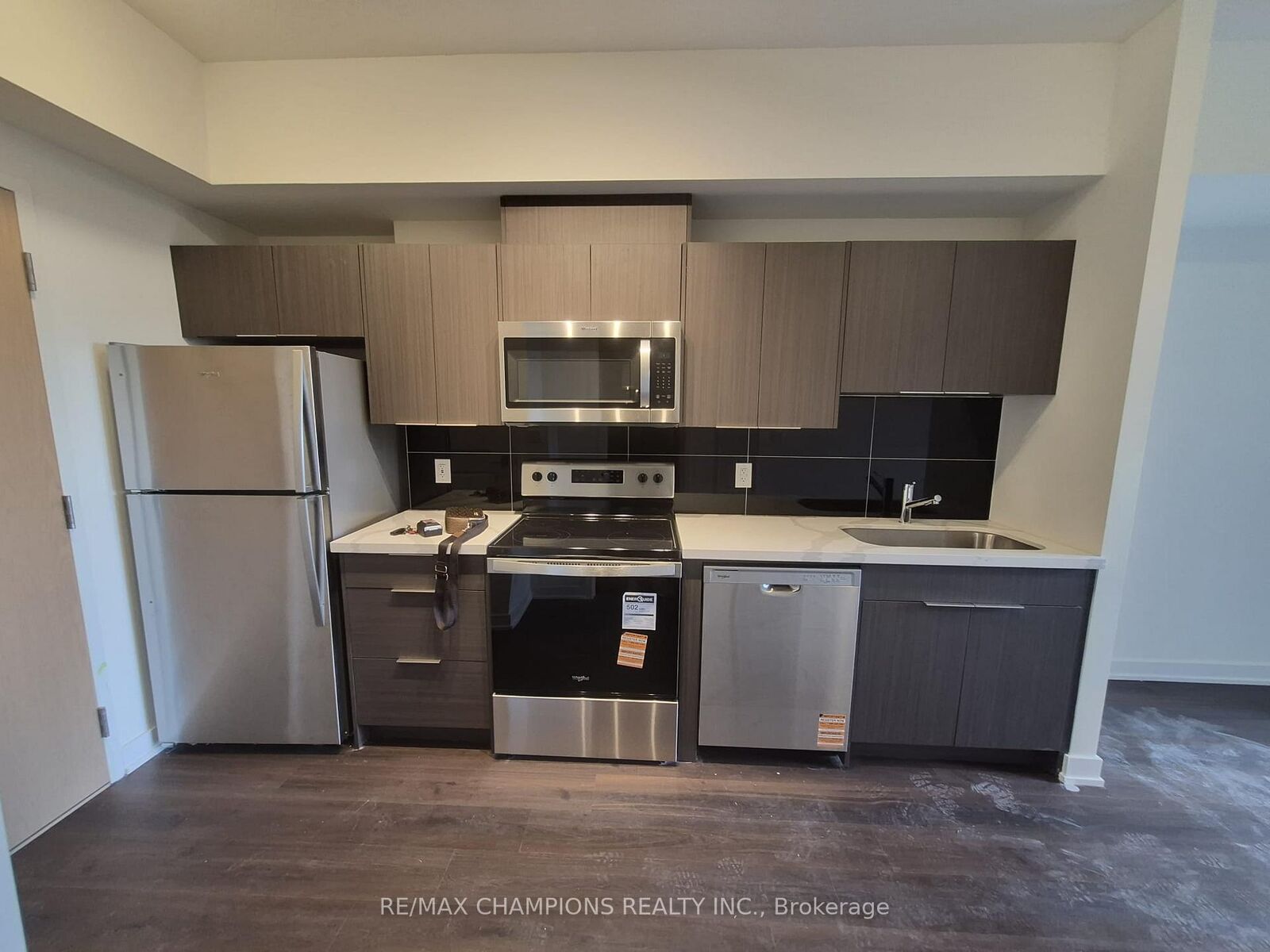 Property Photo:  2825 Jane Street 619  ON M3N 0A8 
