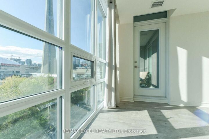 Property Photo:  25 Lower Simcoe Street 815  ON M5J 3A1 