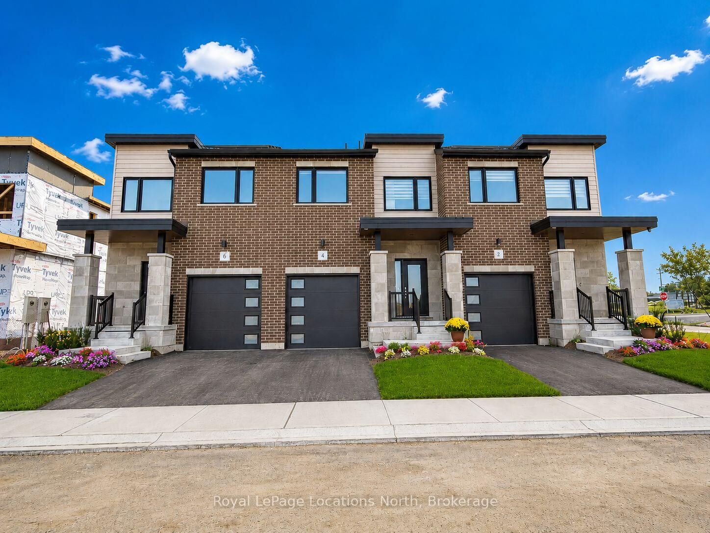 Property Photo:  9 Driftwood Lane  ON N4L 0A0 
