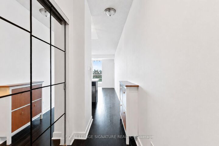 Property Photo:  1171 Queen Street W 904  ON M6J 0A5 