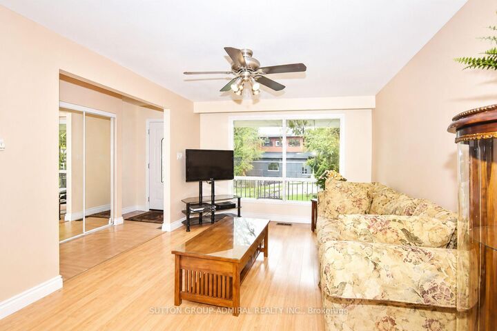 Property Photo:  94 Sackville Street  ON L7E 1B8 