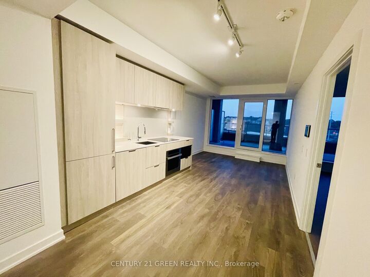 Property Photo:  28 Ann Street 206  ON L5G 0E1 