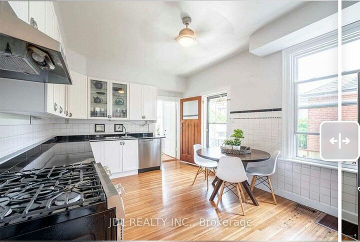 Property Photo:  137 Denison Ave Avenue Suite Aa 2nd Floor  ON M5T 2N2 