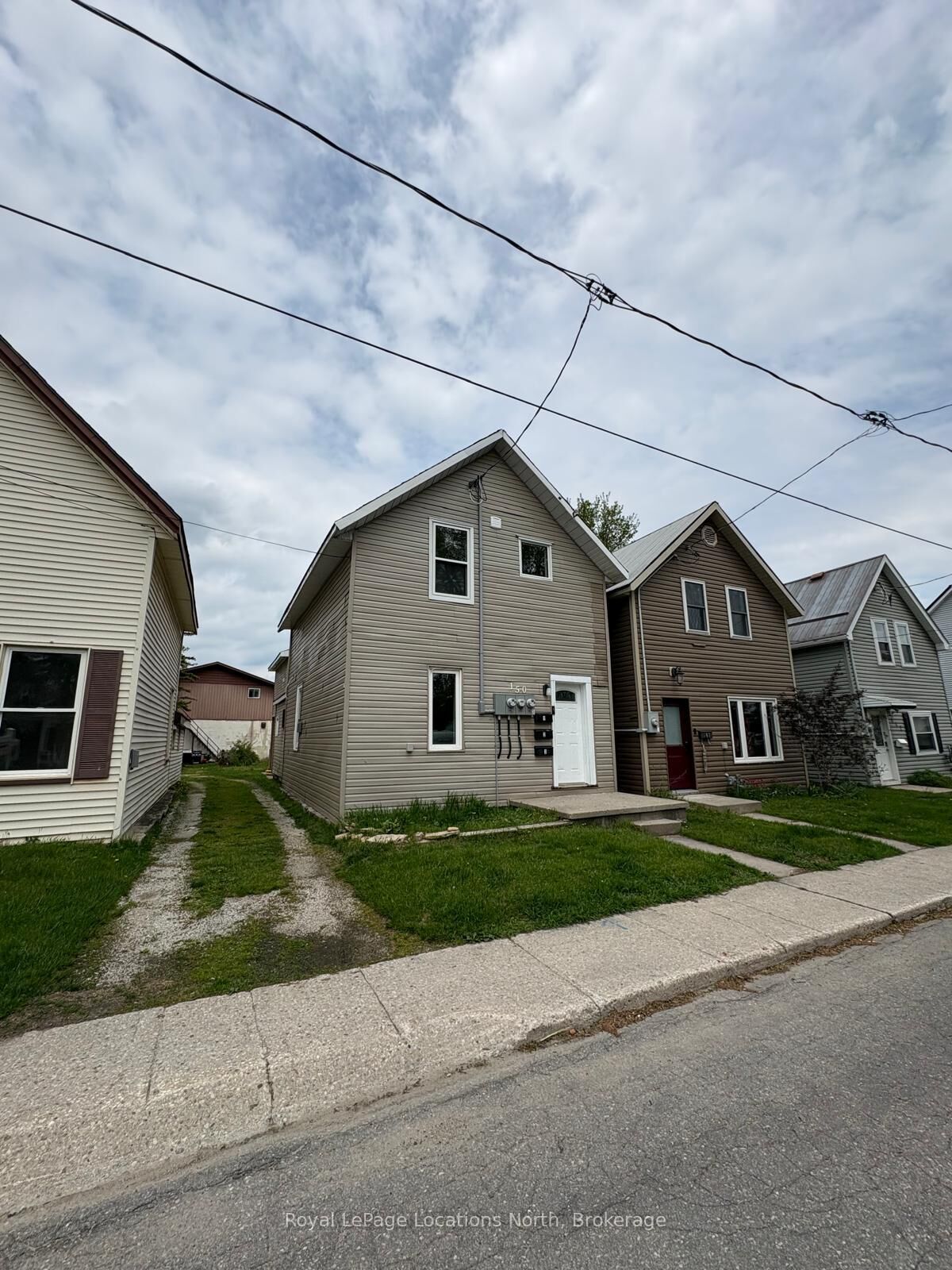 Property Photo:  150 13th Street W 1  ON N4K 3W4 
