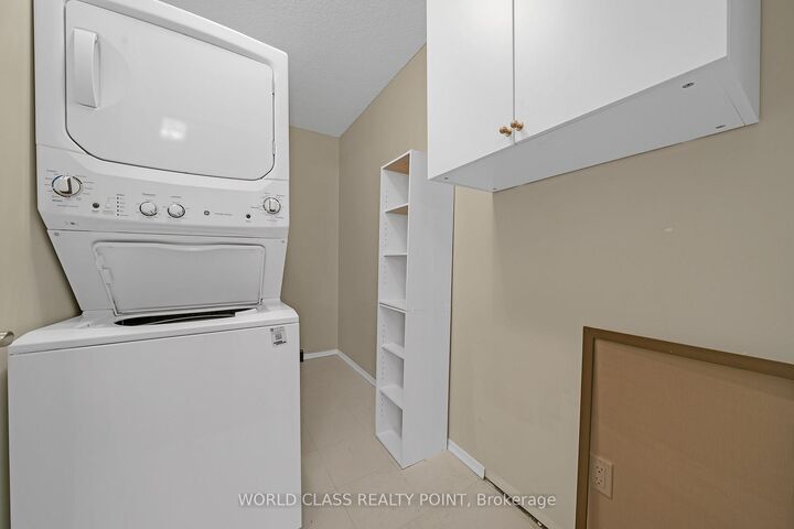 Property Photo:  40 Harding Boulevard W 201  ON L4C 9S5 