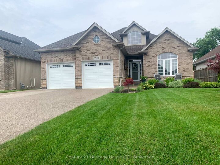 Property Photo:  3984 Village Creek Drive  ON L0S 1S0 