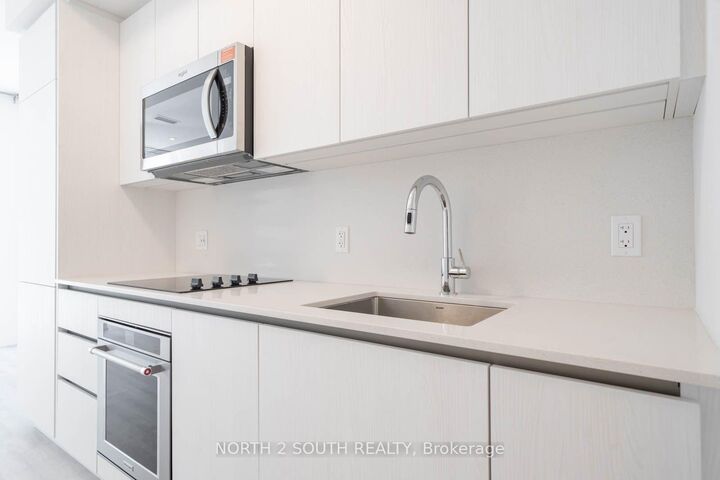 Property Photo:  15 Richardson Street 526  ON M5A 0Y5 
