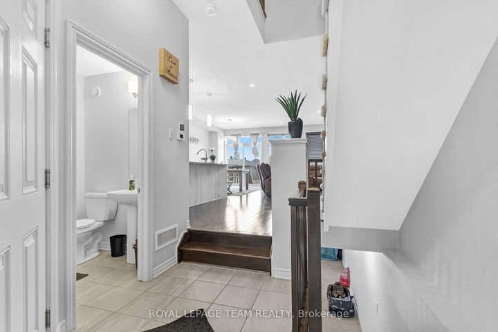 Property Photo:  310 Kanashtage Terrace  ON K4A 5J9 