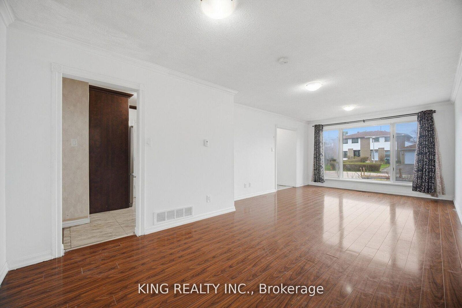 Property Photo:  42 Flamingo Crescent  ON L6T 2G5 