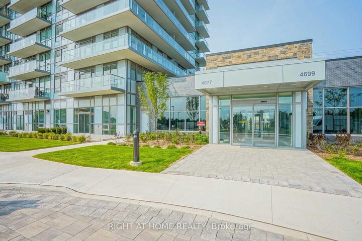 Property Photo:  4677 Glen Erin Drive 1808  ON L5M 2E3 