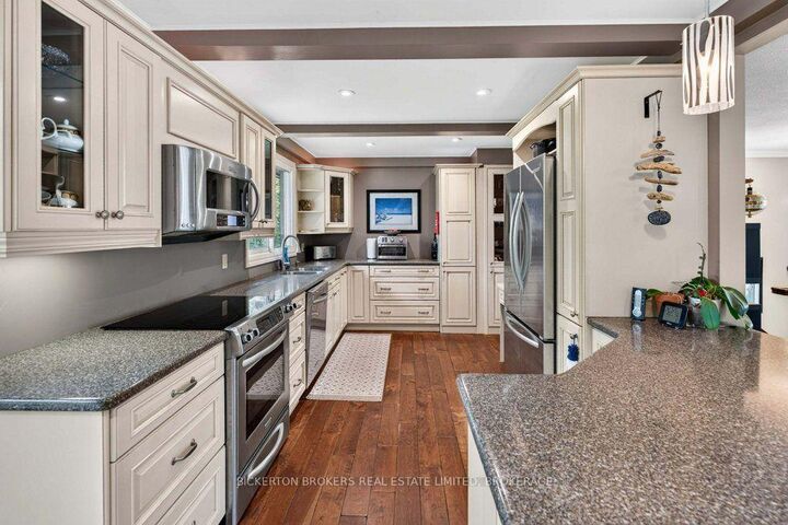 Property Photo:  237 Old River Road  ON K0E 1R0 