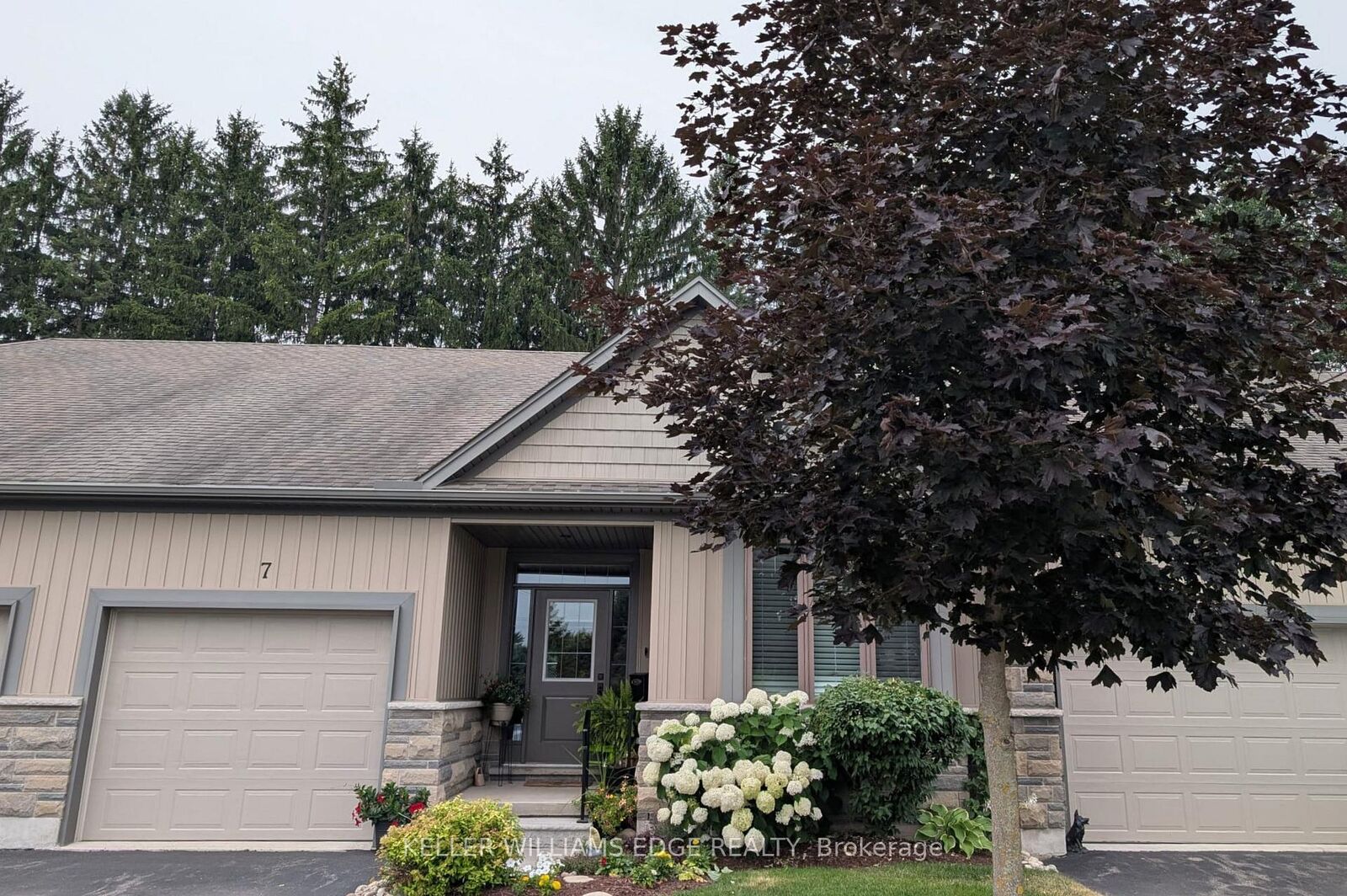 Property Photo:  250 Hostetler Road 7  ON N3A 0E4 