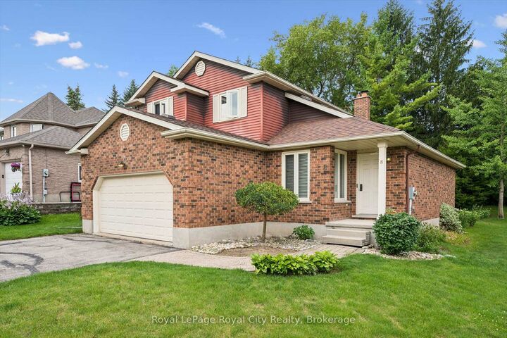 Property Photo:  8 Mollison Court  ON N1C 1A7 