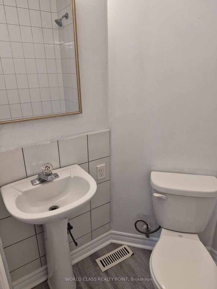 Property Photo:  13 Brock Street E  ON L1G 1R8 